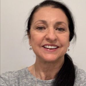 Meet your Posher, Veronica